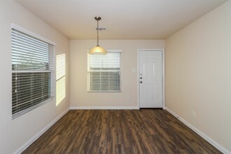 6118 Peaceful Ridge Dr in Houston, TX - Building Photo - Building Photo