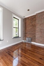 16 E 116th St in New York, NY - Building Photo - Building Photo