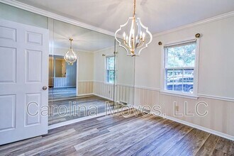 403 Rosebud Ct in Greer, SC - Building Photo - Building Photo