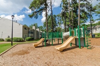 Veritas at East Cobb in Marietta, GA - Building Photo - Building Photo