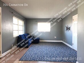 704 Carnation Dr in Winter Park, FL - Building Photo - Building Photo