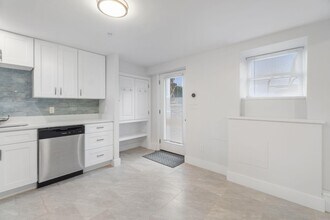 6107 JFK Blvd E in West New York, NJ - Building Photo - Building Photo