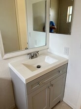 10309 Kentucky St in Bonita Springs, FL - Foto de edificio - Building Photo