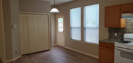 16331 Woma Ct in Sugar Land, TX - Foto de edificio - Building Photo