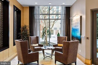 155 Potomac Passage, Unit 637 in Oxon Hill, MD - Building Photo - Building Photo