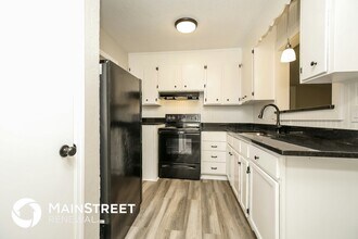 1010 Wingate St in Murfreesboro, TN - Foto de edificio - Building Photo