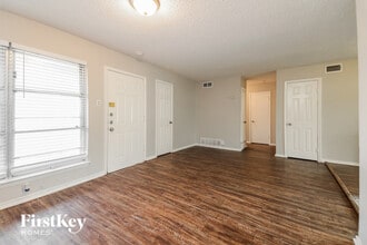 3101 Marydale Rd in Garland, TX - Building Photo - Building Photo