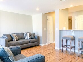 5218 Beach Dr in Panama City, FL - Foto de edificio - Building Photo