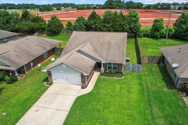 210 Fields Pond Dr in Madison, AL - Building Photo - Building Photo