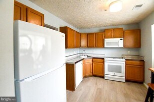 11518 Joyceton Dr in Upper Marlboro, MD - Building Photo