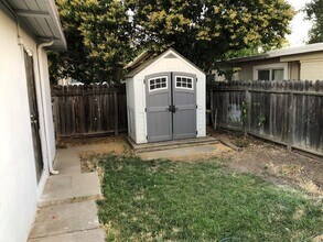 1195 Holmes Ct in Livermore, CA - Building Photo - Building Photo