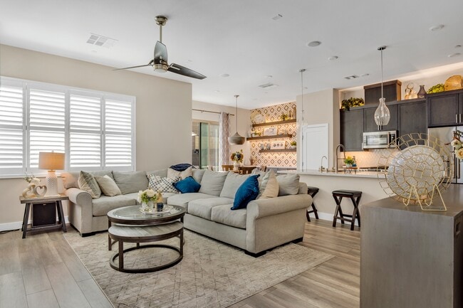 3193 Centano Ave in Henderson, NV - Building Photo - Building Photo