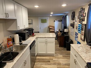 101 Hanover St, Unit #1 in Mankato, MN - Building Photo - Building Photo