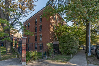 Prospect Park Mews in Brooklyn, NY - Foto de edificio - Building Photo