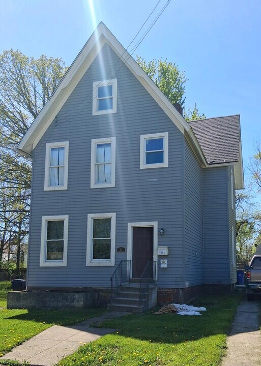 9603 Macon Ave in Cleveland, OH - Building Photo