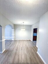 8612 Thomas Ln in Riverdale, GA - Building Photo - Building Photo