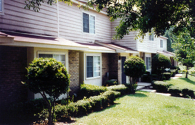 Stonegate in Mobile, AL - Foto de edificio - Other