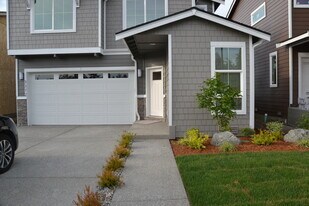 3372 Inverness St in Mount Vernon, WA - Building Photo