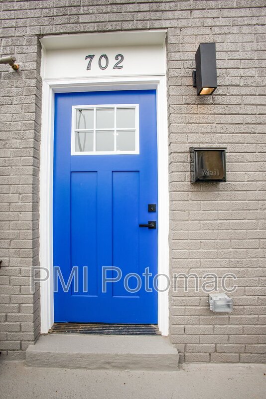 702 19th St NE in Washington, DC - Building Photo - Building Photo