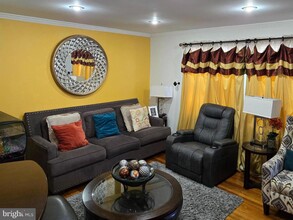 219 Harris Ave in Croydon, PA - Building Photo - Building Photo