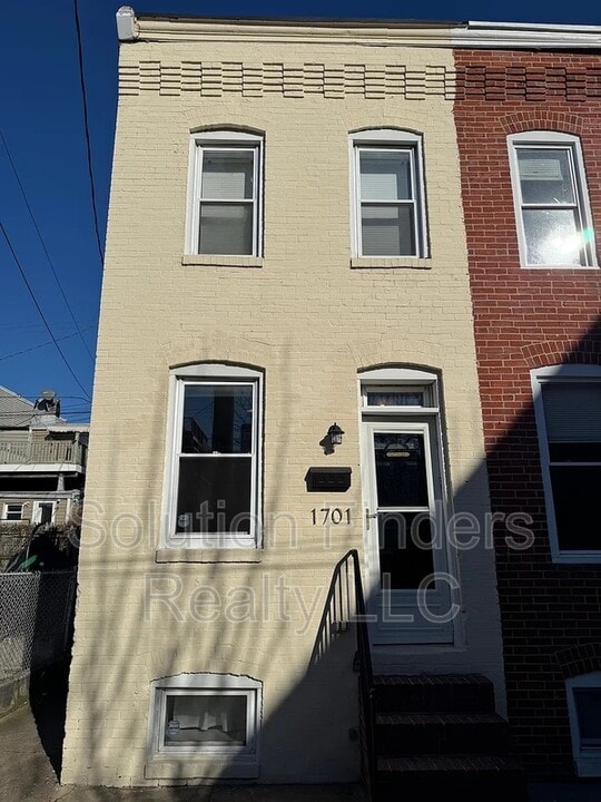 1701 Olive St in Baltimore, MD - Building Photo