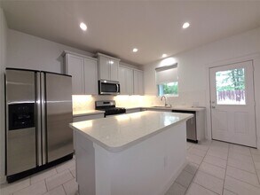 40732 Guillemont Ln in The Woodlands, TX - Building Photo - Building Photo