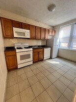 520 Cambridge St, Unit 3A in Cambridge, MA - Building Photo