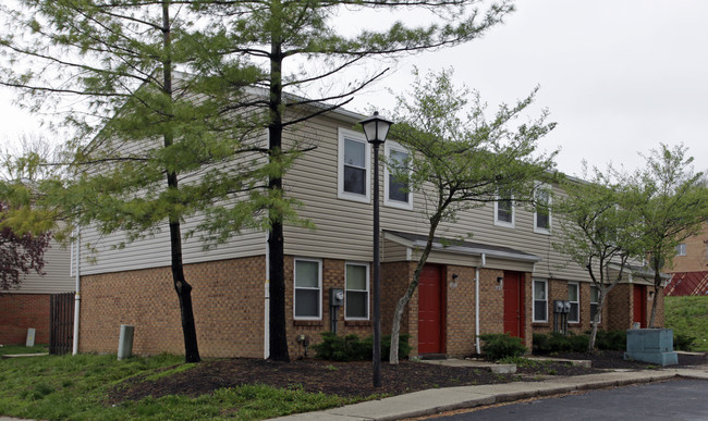 Rolling Ridge Townhomes in Cincinnati, OH - Building Photo - Building Photo