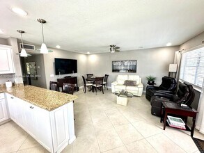 31 Harwood B in Deerfield Beach, FL - Building Photo - Building Photo