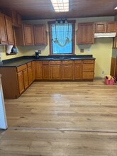 23988 Straight Way in Crestline, CA - Building Photo - Building Photo