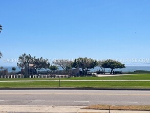 1336 Shoreline Dr in Santa Barbara, CA - Building Photo - Building Photo