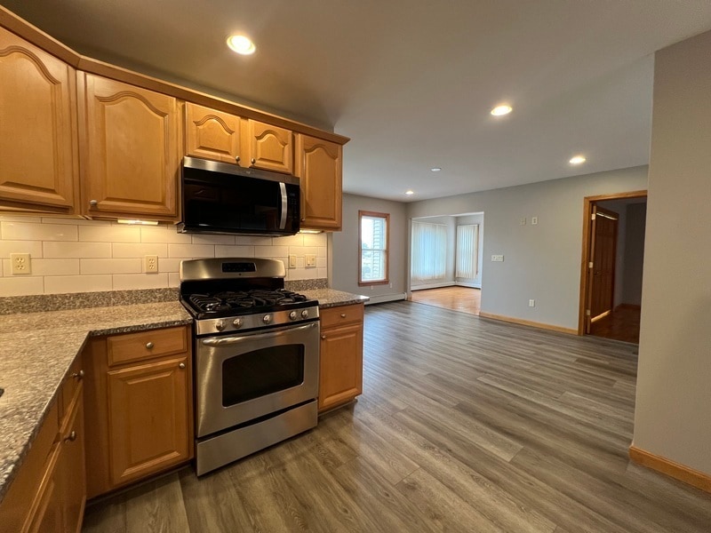 88 Liberty St in Fall River, MA - Building Photo