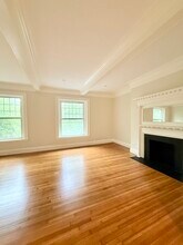 1726 Beacon St in Brookline, MA - Building Photo - Building Photo