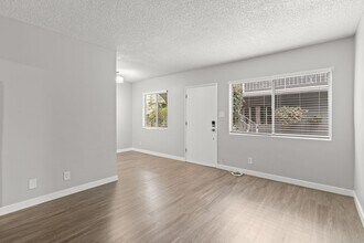 539 E 11th St in Long Beach, CA - Building Photo - Building Photo