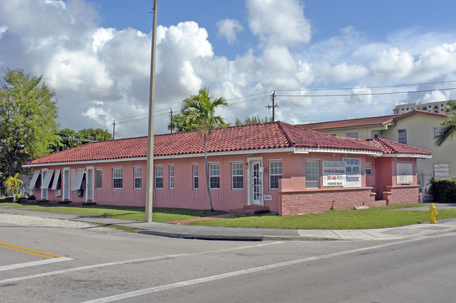 4391 W Flagler St in Miami, FL - Building Photo - Building Photo