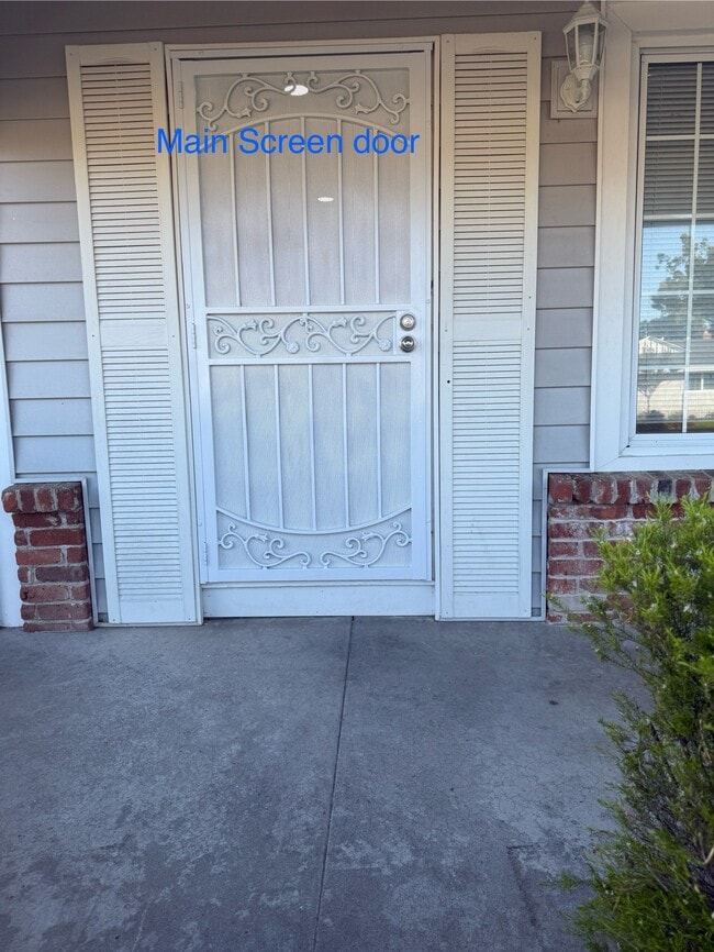 5021 J Pky in Sacramento, CA - Building Photo - Building Photo