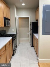 901 S Caroline St in Baltimore, MD - Foto de edificio - Building Photo