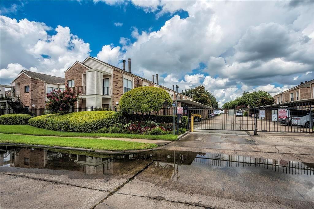 10161 Oakberry St in Houston, TX - Building Photo
