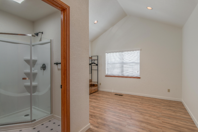 3636 Auburn Blvd in Sacramento, CA - Building Photo - Building Photo