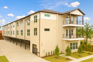 6418 Maple in Dallas, TX - Building Photo