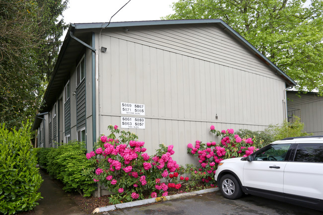 Parkview at St. Johns in Portland, OR - Foto de edificio - Building Photo