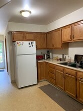 2975 Pagoda Path in Stevensville, MI - Building Photo - Building Photo