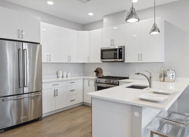 610 Rutherford Ave in Boston, MA - Building Photo - Building Photo