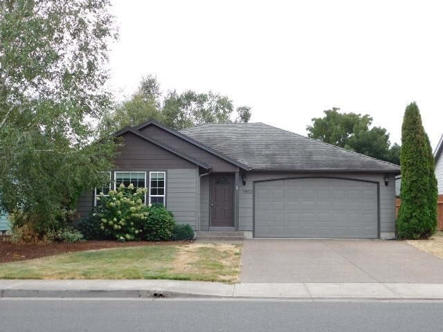 property at 1903 Madrona St E