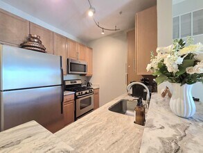 11770 Sunrise Valley Dr in Reston, VA - Building Photo - Building Photo