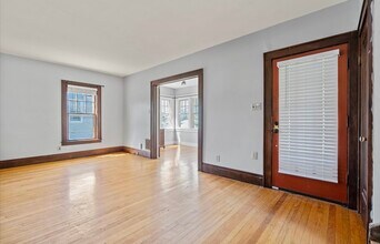 114 Phelps Pl in Syracuse, NY - Building Photo - Building Photo