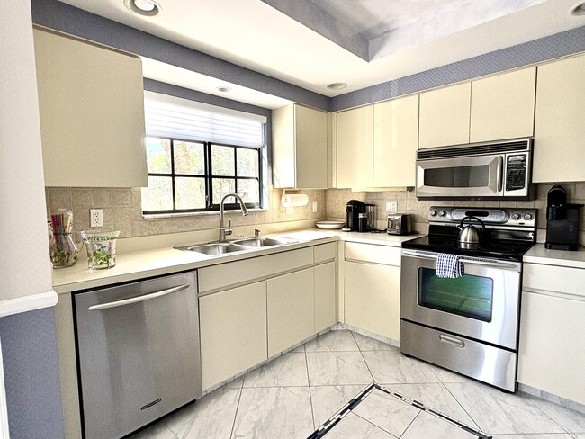 property at 15622 Loch Maree Ln