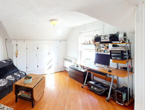7 Winthrop Shore Dr, Unit 3 in Winthrop, MA - Building Photo - Building Photo