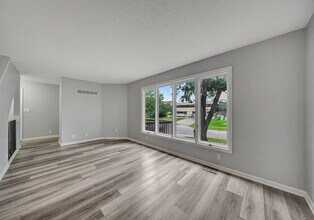 5563 Canterbury Ln in Lincoln, NE - Building Photo - Building Photo