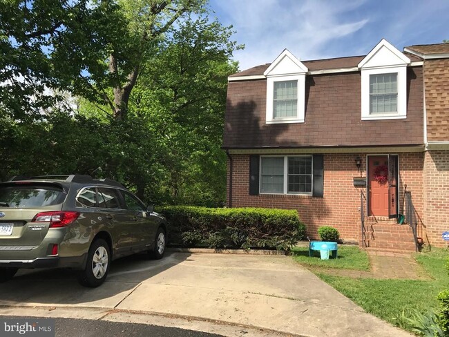 property at 4620 7th St N